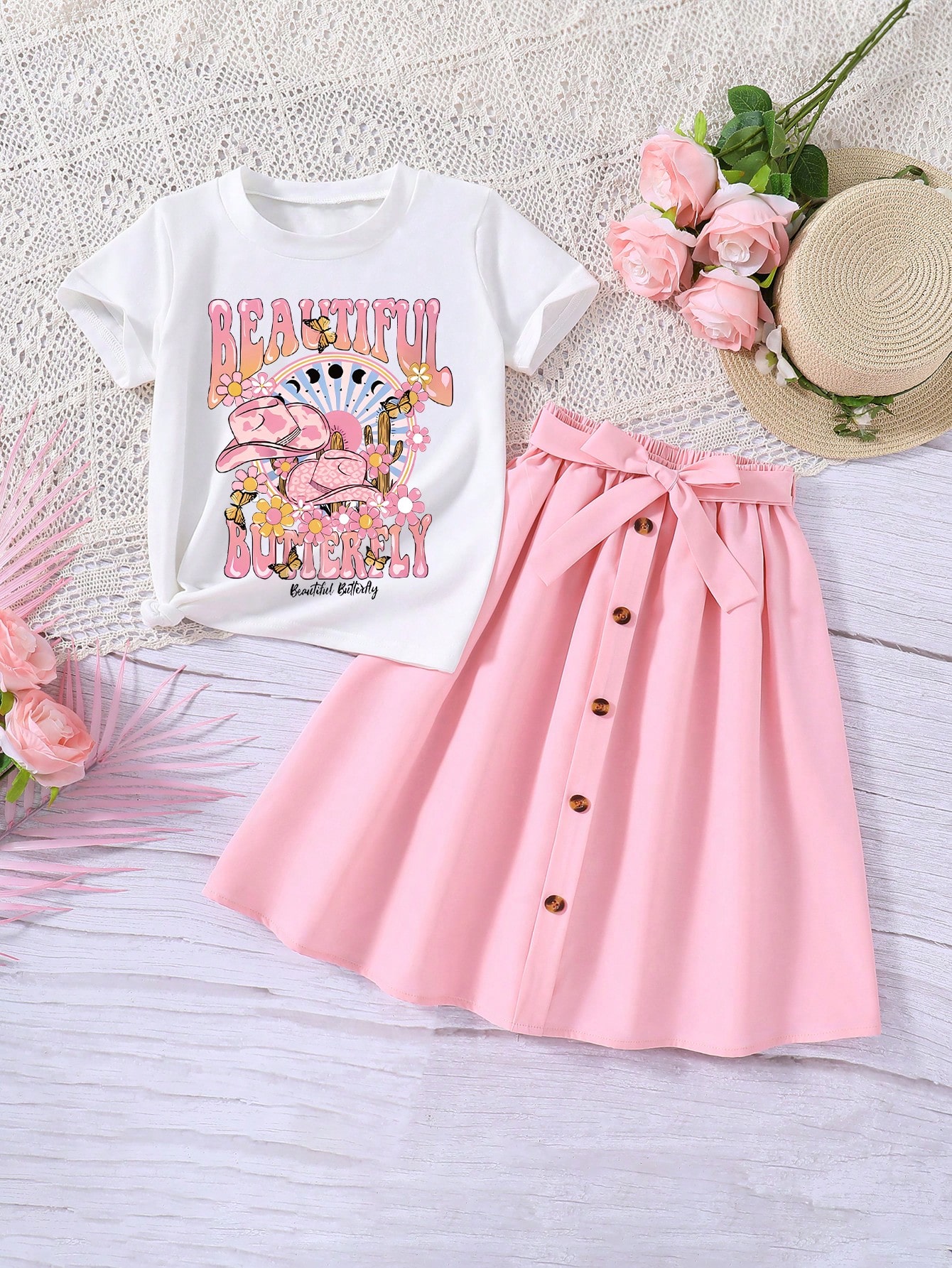 2-piece set: Short-sleeved T-shirt and short skirt